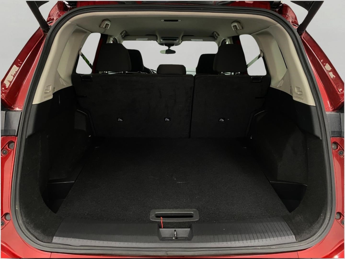 2025 Nissan Rogue AWD SV