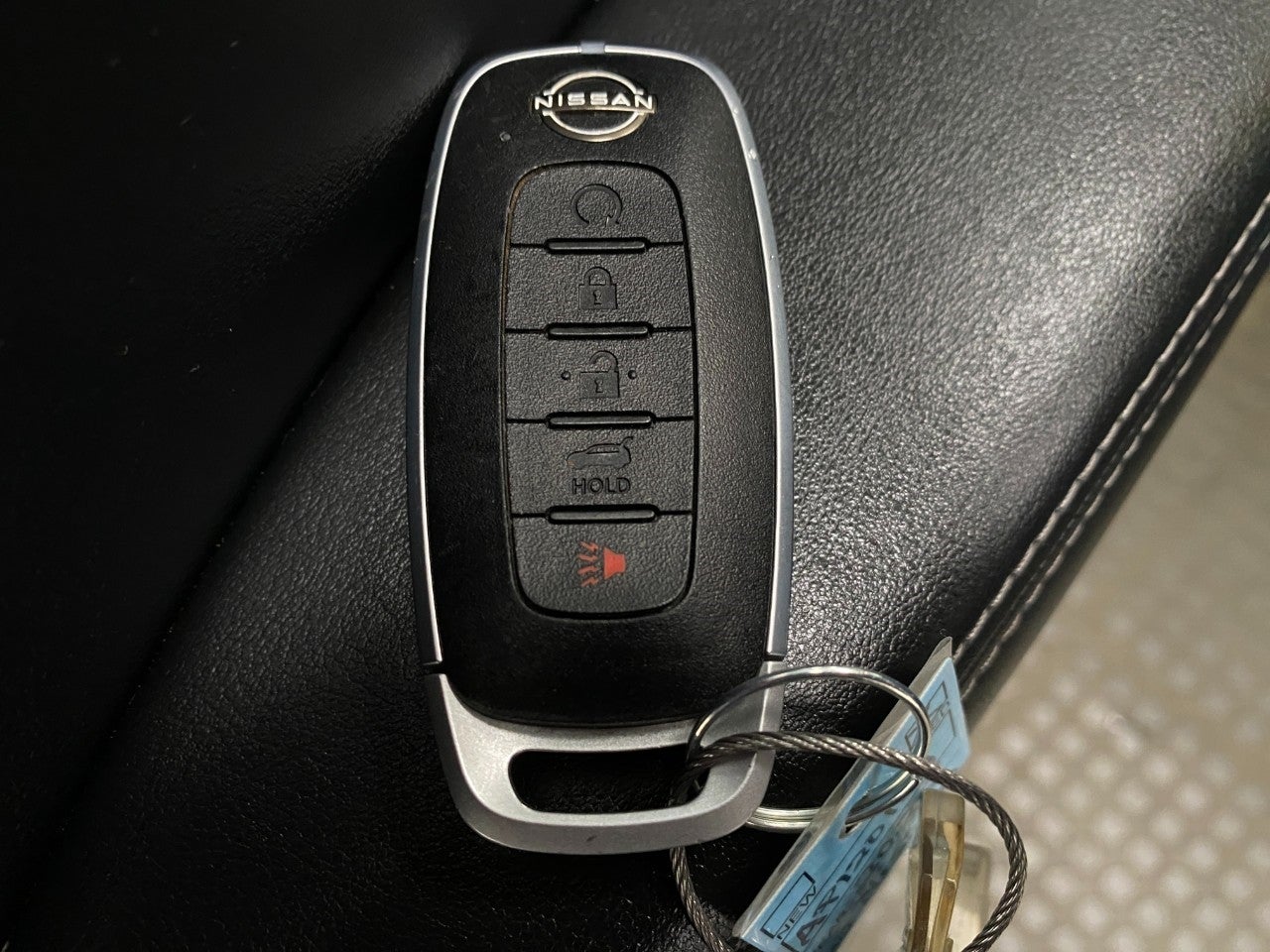 2025 Nissan Rogue AWD SV