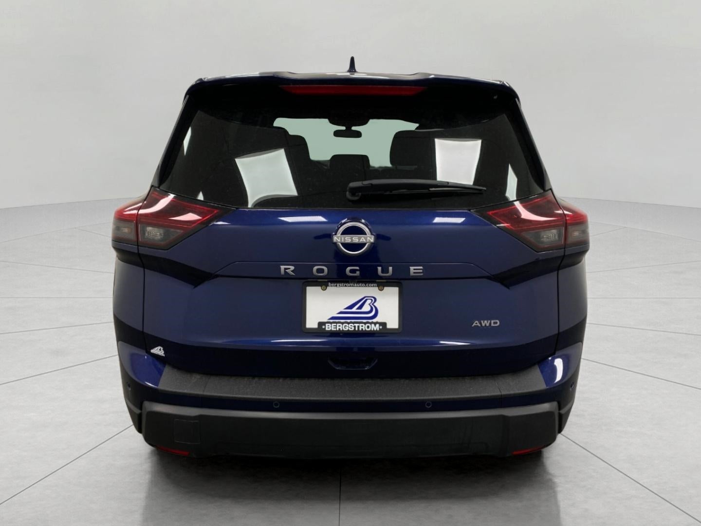 2025 Nissan Rogue AWD SV