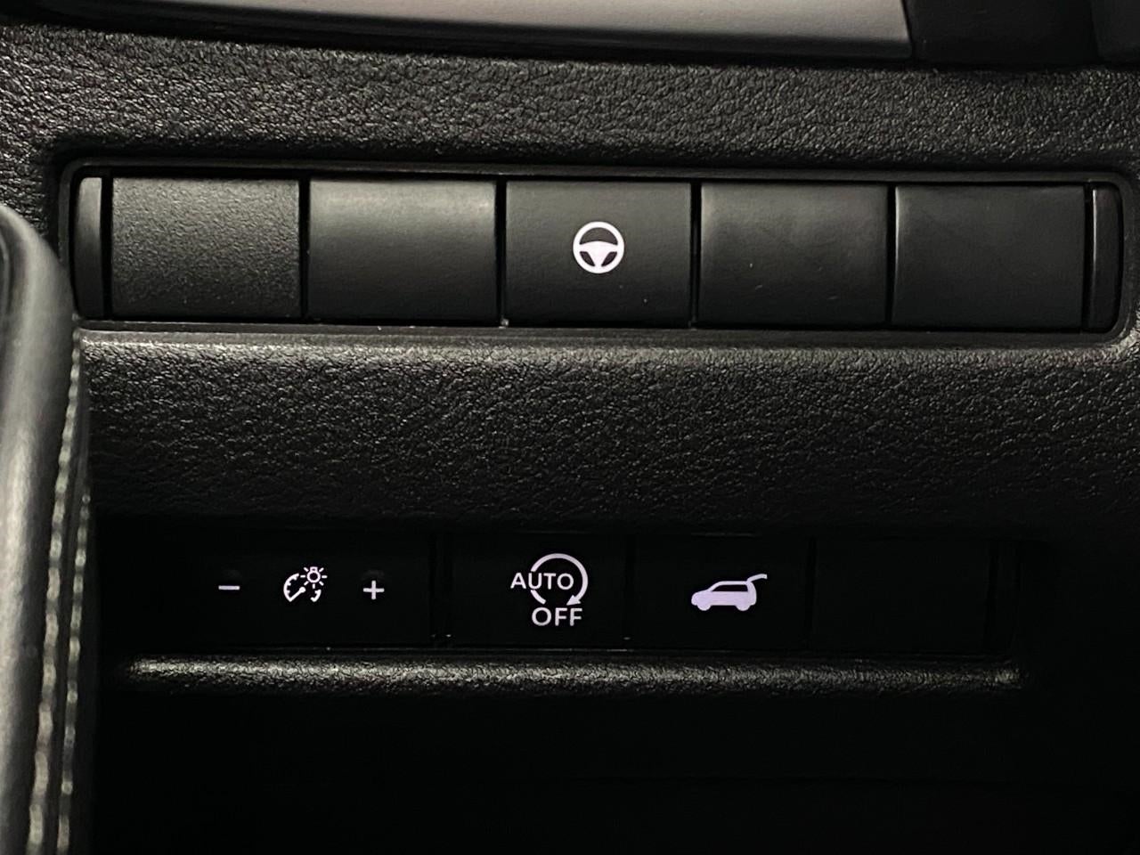 2025 Nissan Rogue AWD SV