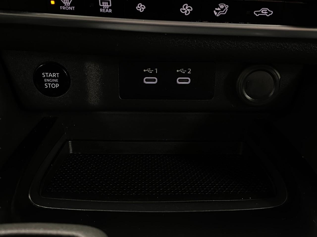 2025 Nissan Rogue AWD SV