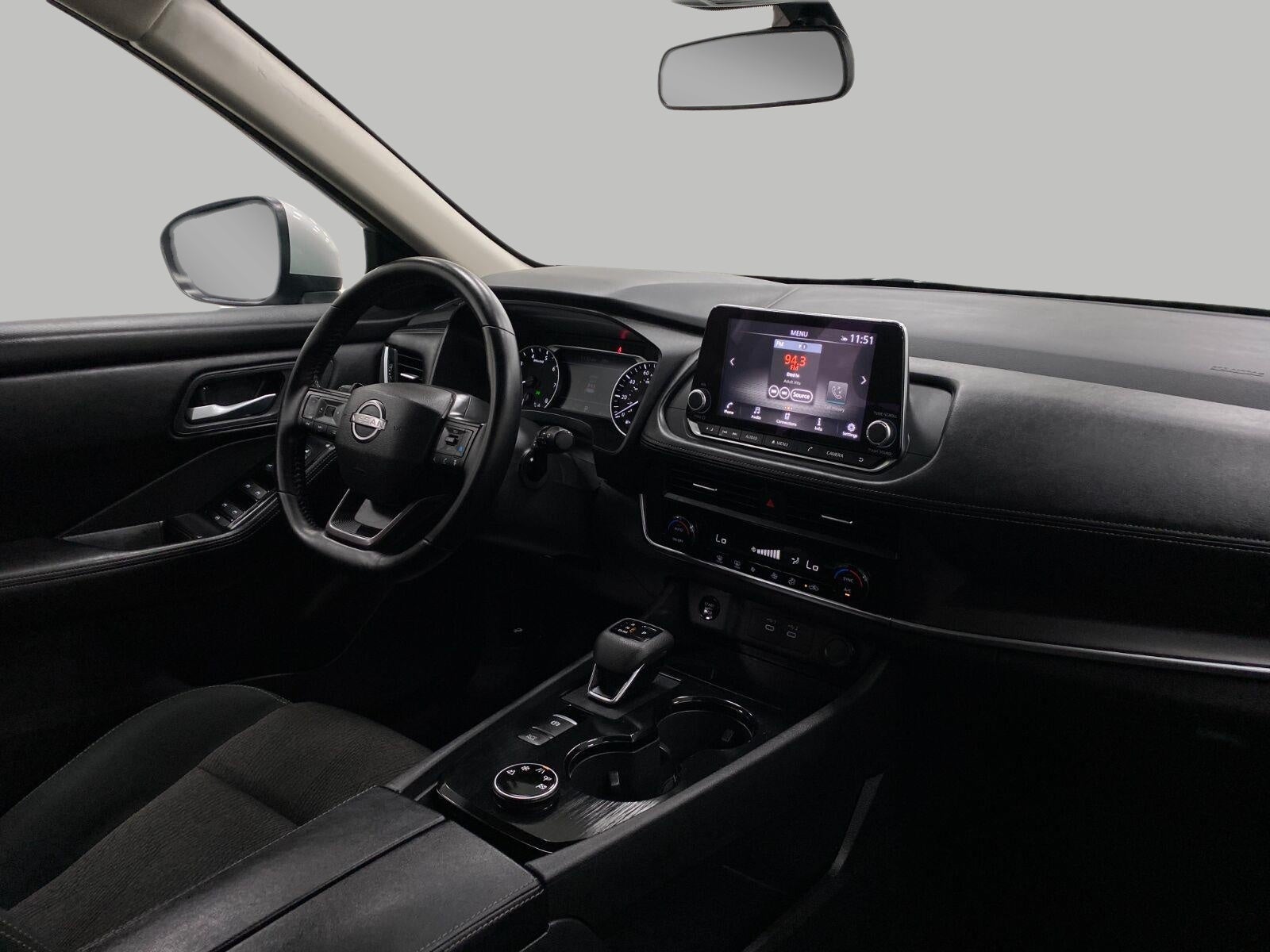 2025 Nissan Rogue AWD SV