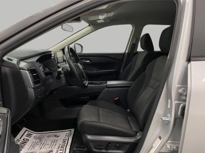 2025 Nissan Rogue AWD SV