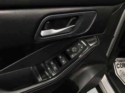 2025 Nissan Rogue AWD SV