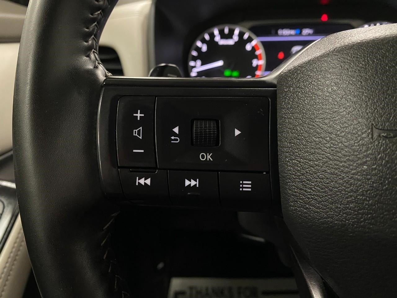 2025 Nissan Rogue AWD SV