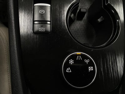 2025 Nissan Rogue AWD SV