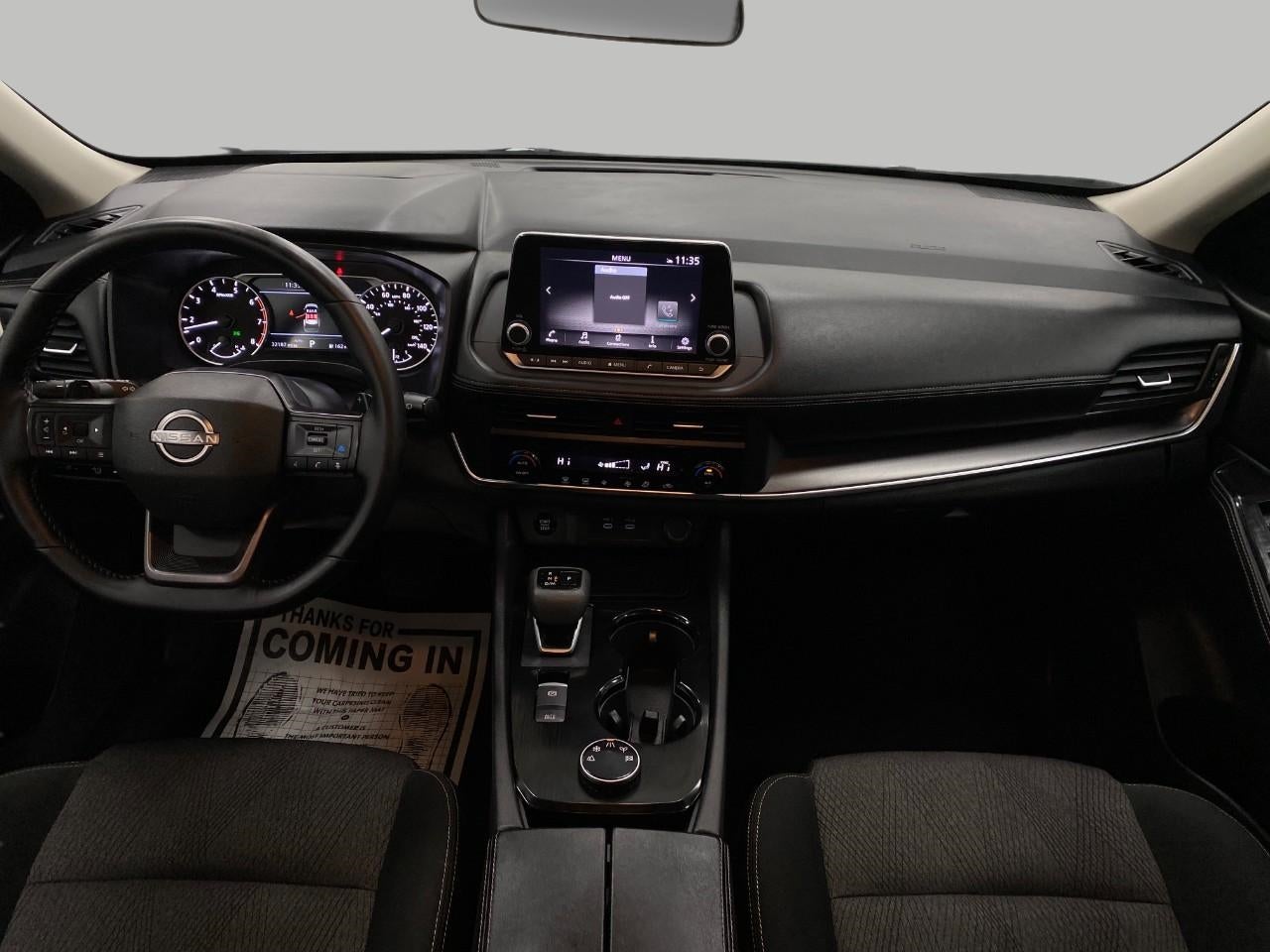 2025 Nissan Rogue AWD SV