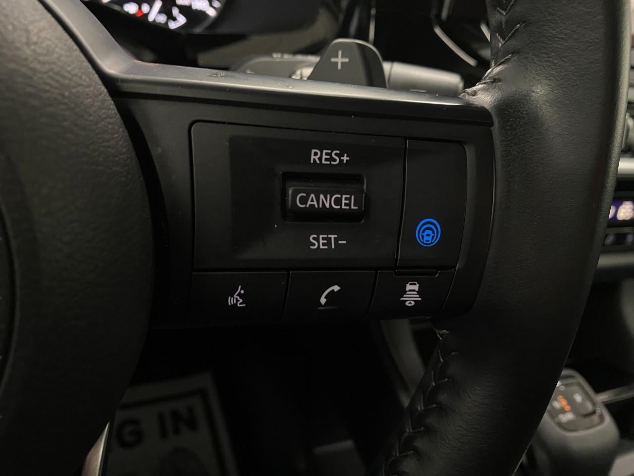 2024 Nissan Pathfinder SV 4WD