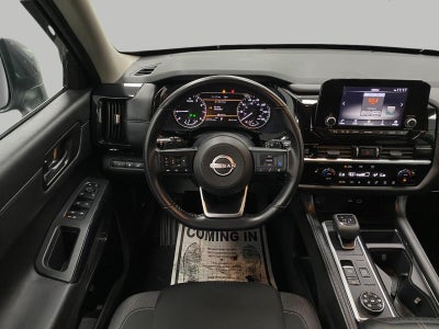 2025 Nissan Pathfinder SV 4WD