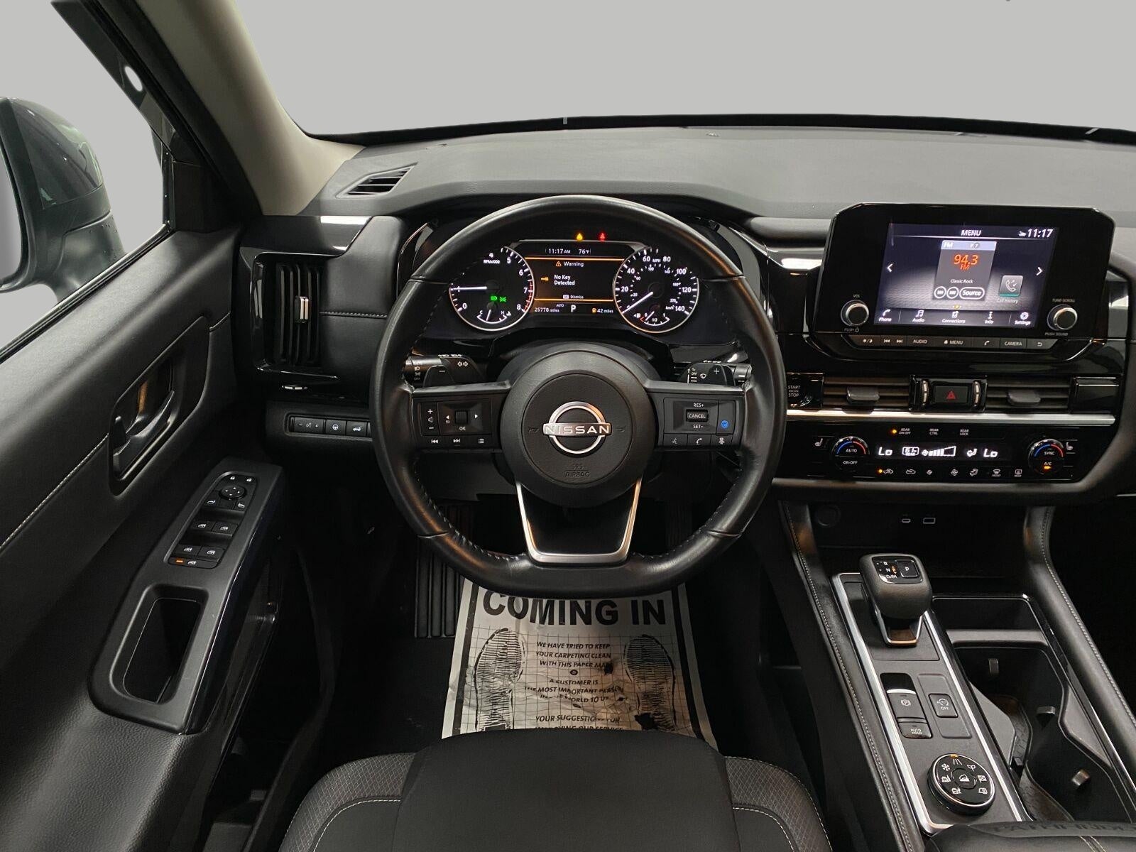 2025 Nissan Pathfinder SV 4WD