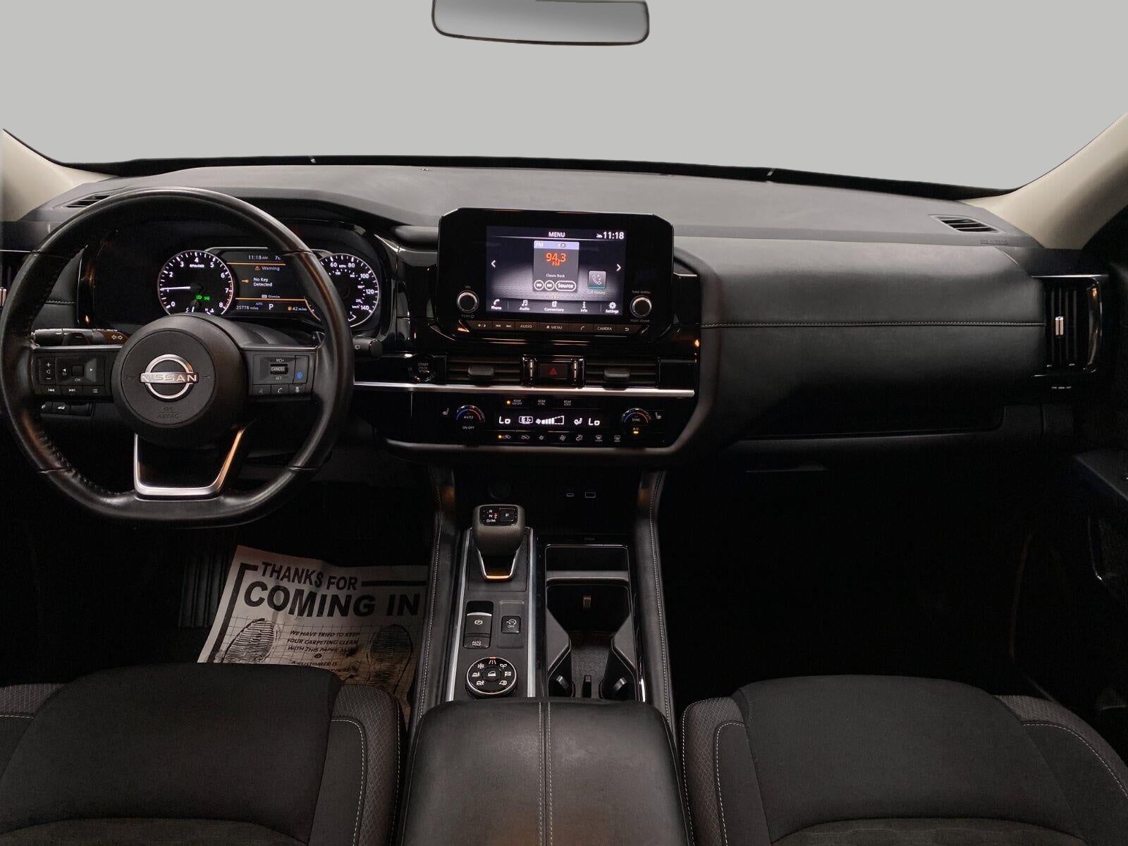 2025 Nissan Pathfinder SV 4WD