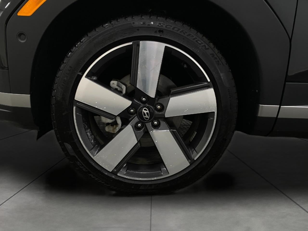 2025 Hyundai SANTA FE Hybrid Limited FWD