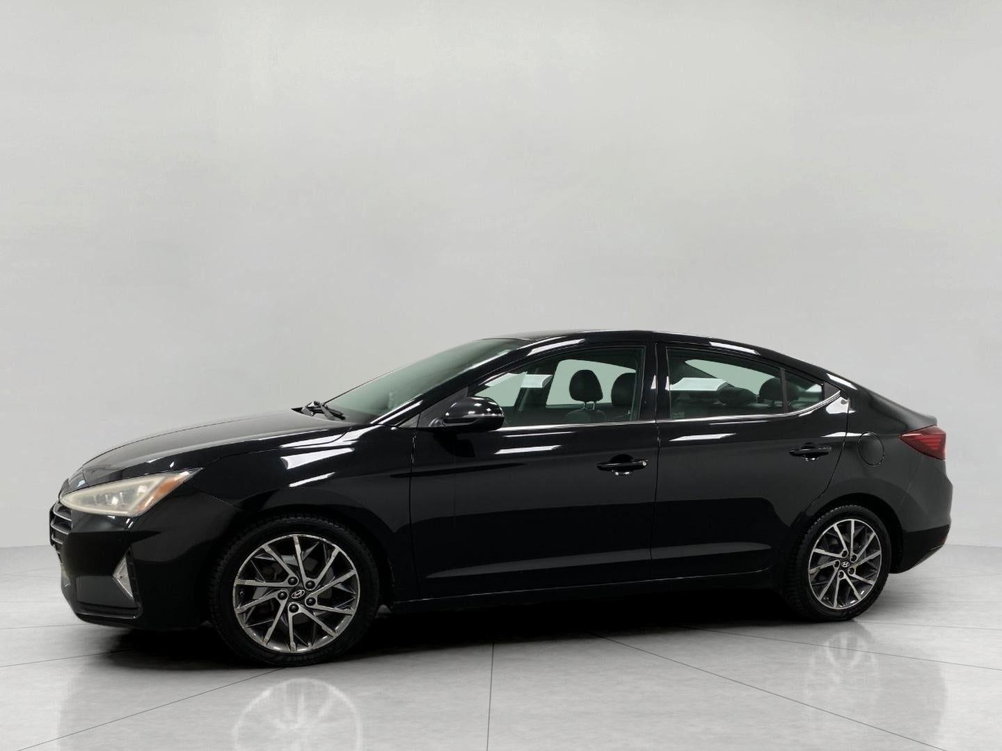 2019 Hyundai ELANTRA Limited Auto
