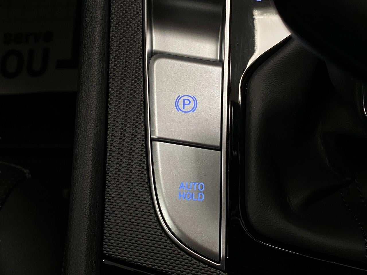 2023 Hyundai ELANTRA Limited IVT