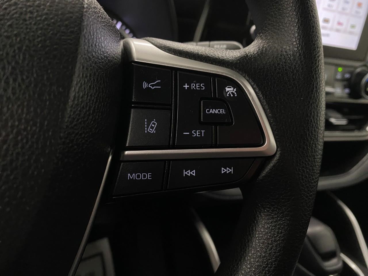 2023 Toyota Highlander L FWD