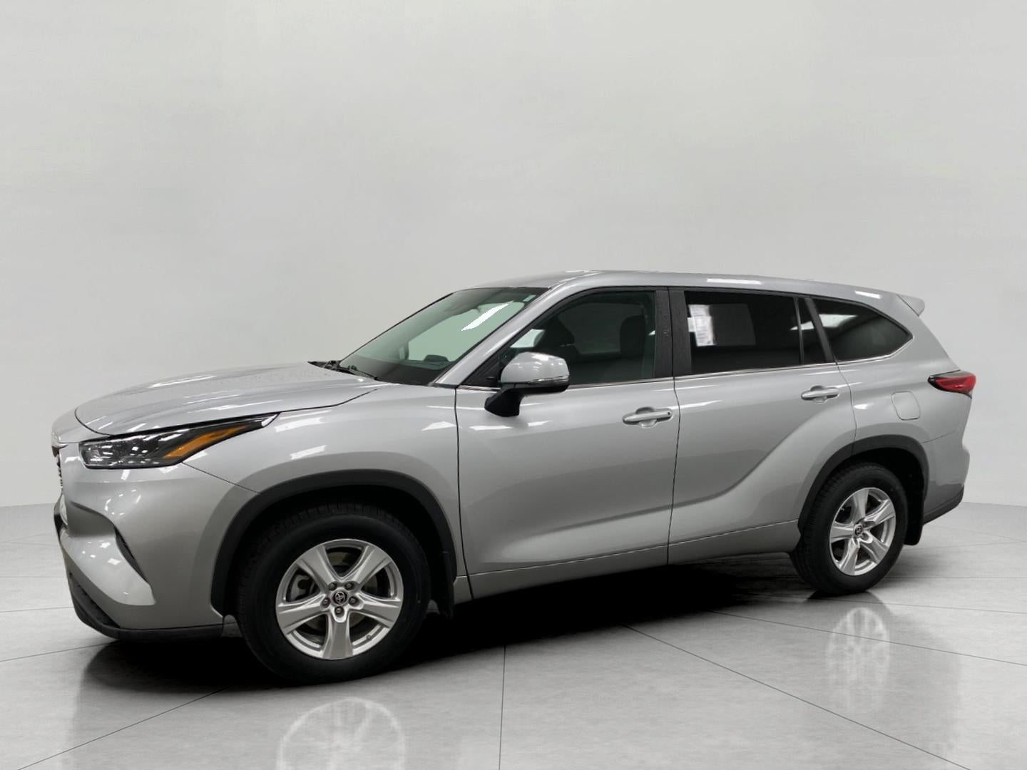 2023 Toyota Highlander L FWD