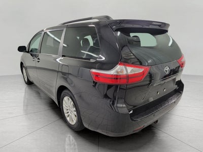 2017 Toyota Sienna XLE Premium FWD 8-Passenger