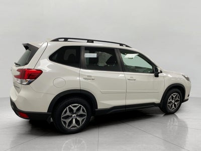 2023 Subaru Forester Premium CVT