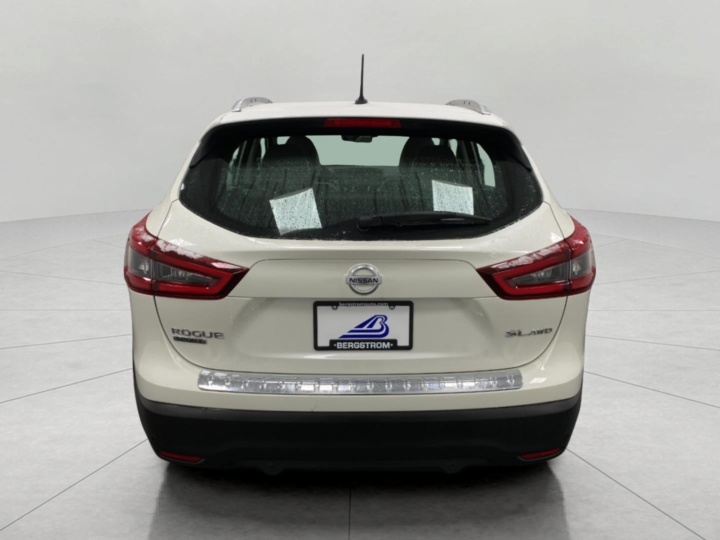 2022 Nissan Rogue Sport AWD SL