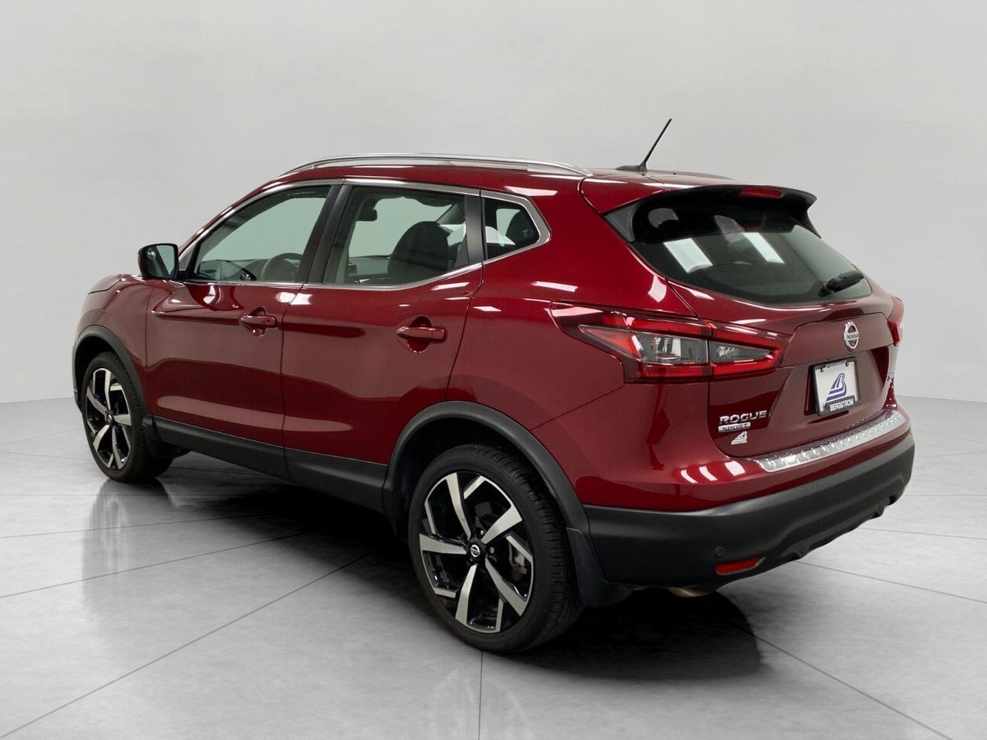 2022 Nissan Rogue Sport AWD SL