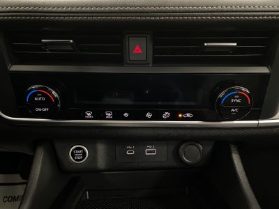 2023 Nissan Rogue AWD SV