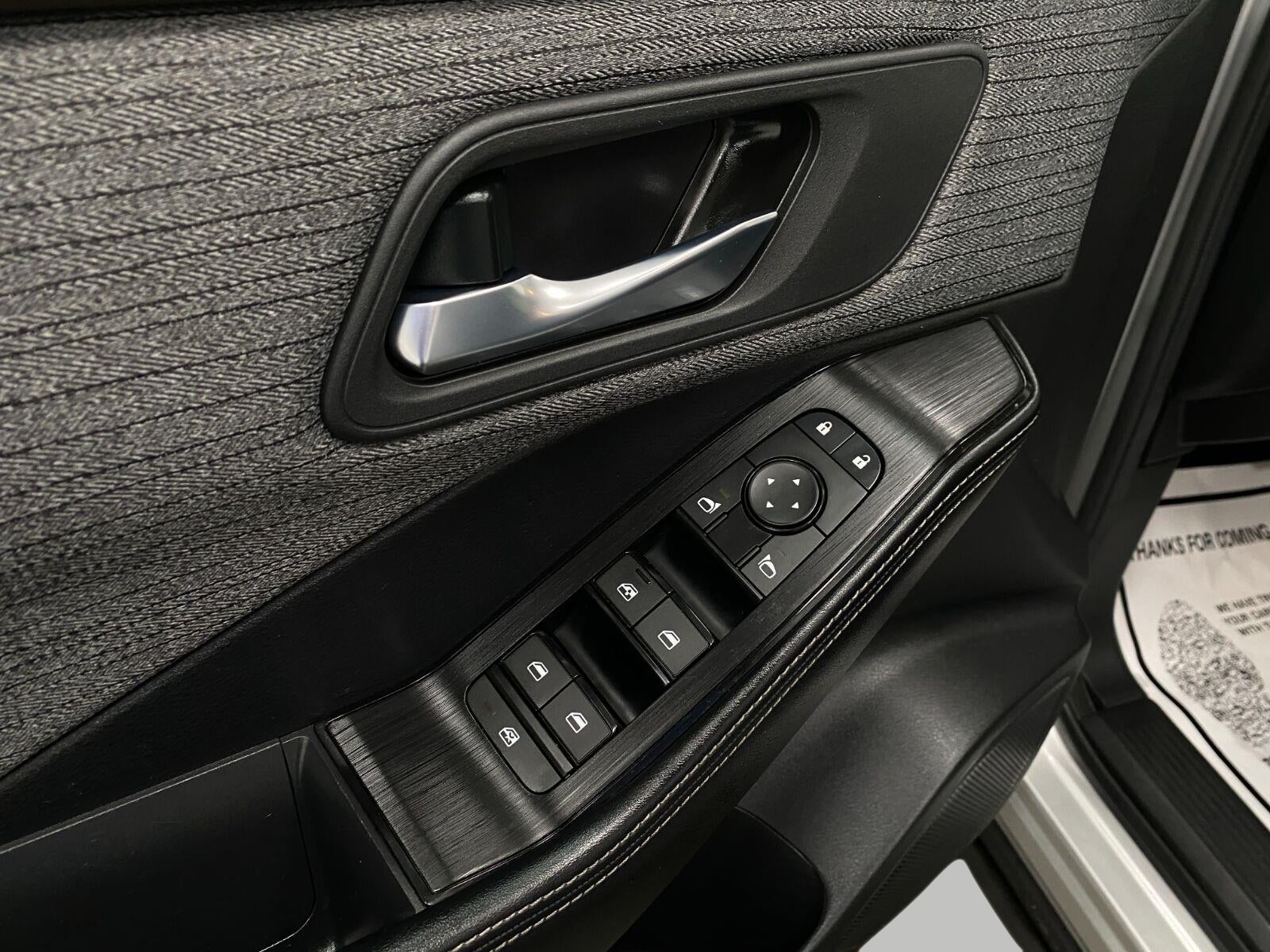 2023 Nissan Rogue AWD SV