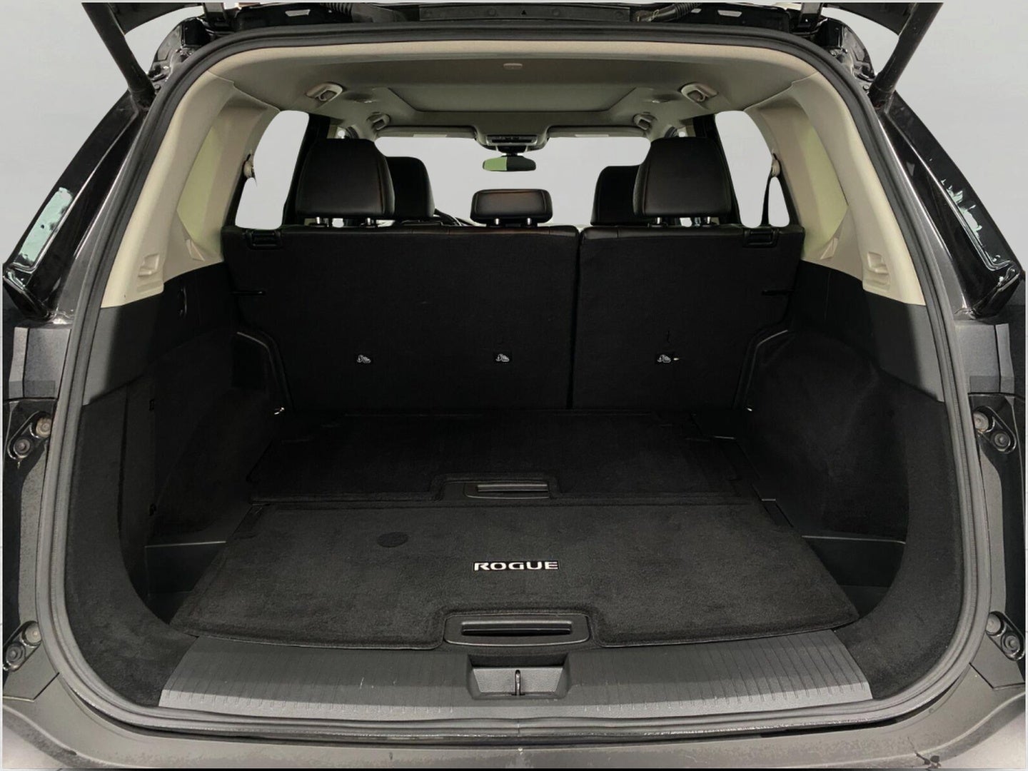 2023 Nissan Rogue AWD SL