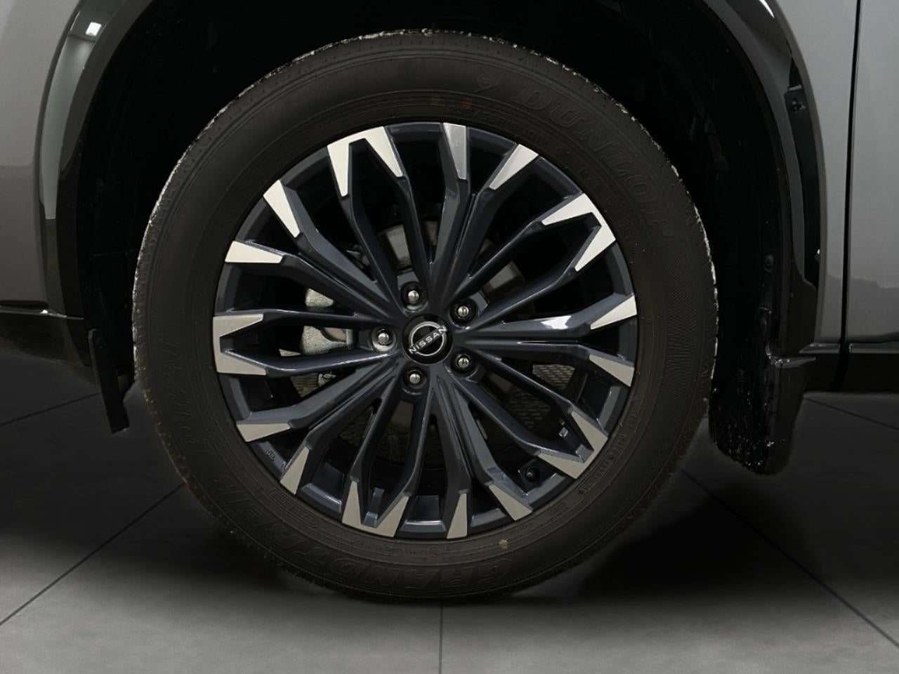 2025 Nissan Rogue AWD Platinum