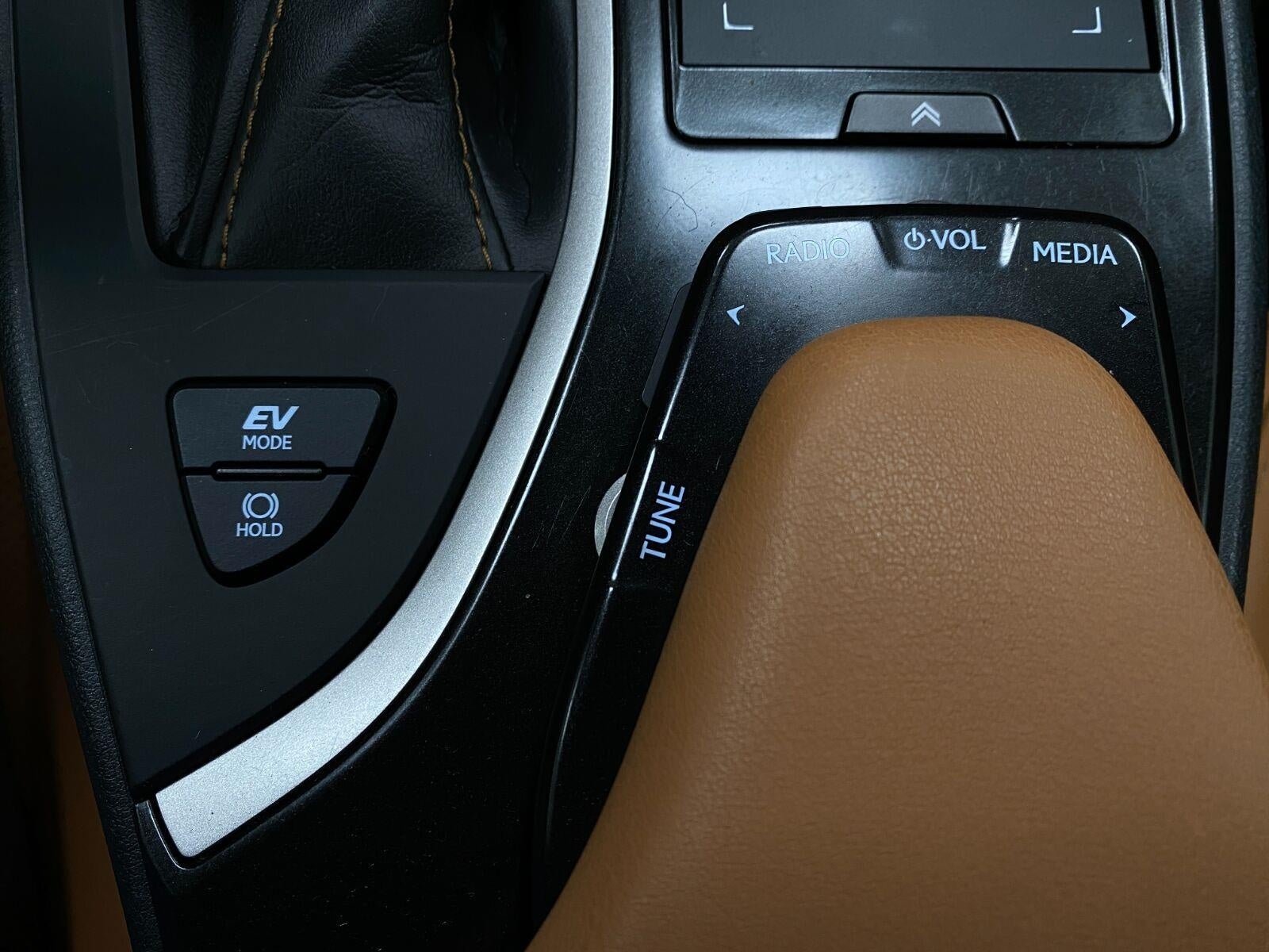 2021 Lexus UX 250h UX 250h AWD