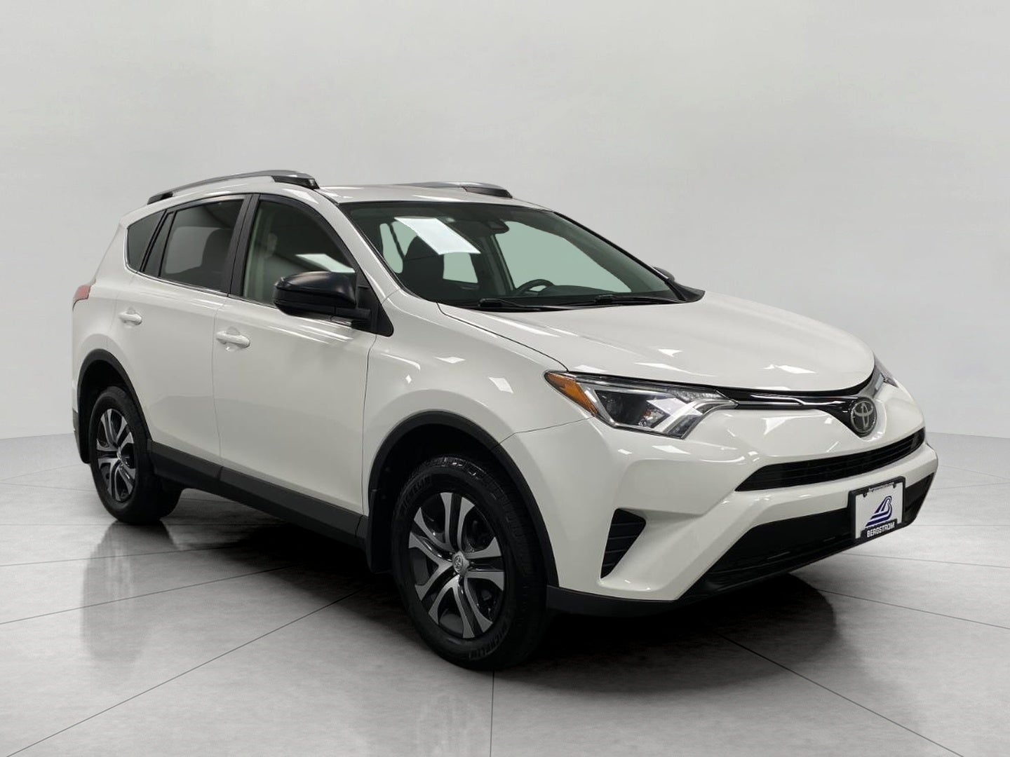 2018 Toyota RAV4 LE AWD