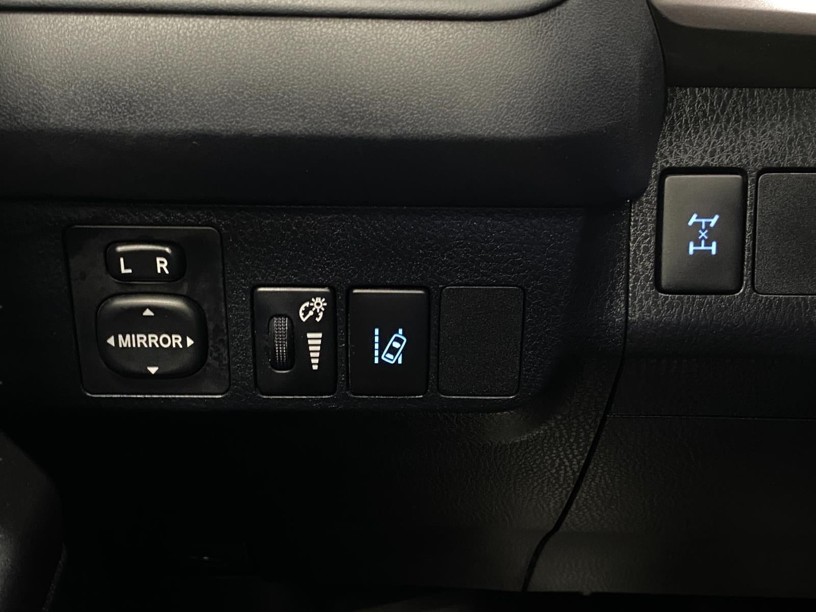 2018 Toyota RAV4 LE AWD