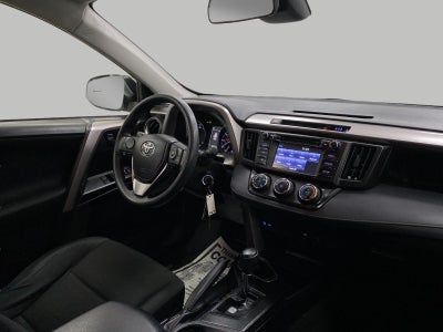 2018 Toyota RAV4 LE AWD