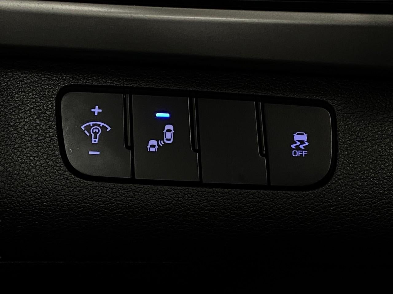 2017 Hyundai ELANTRA Value Edition 2.0L Auto