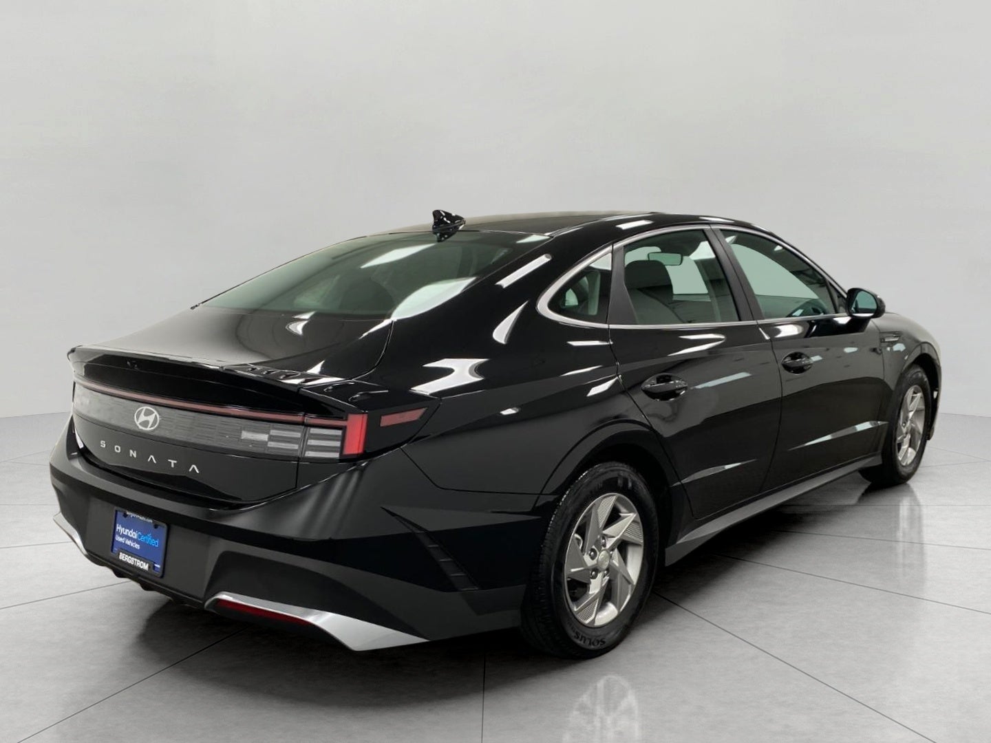 2025 Hyundai SONATA SE FWD