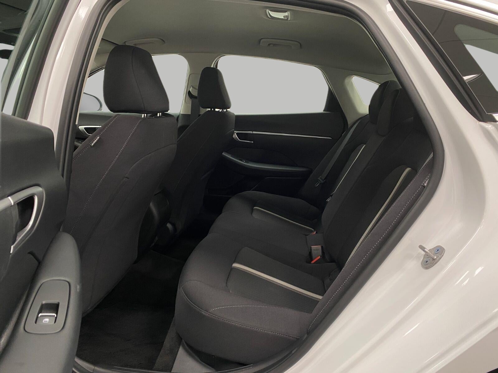 2025 Hyundai SONATA SE FWD