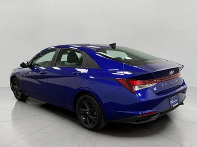 2023 Hyundai ELANTRA SEL IVT