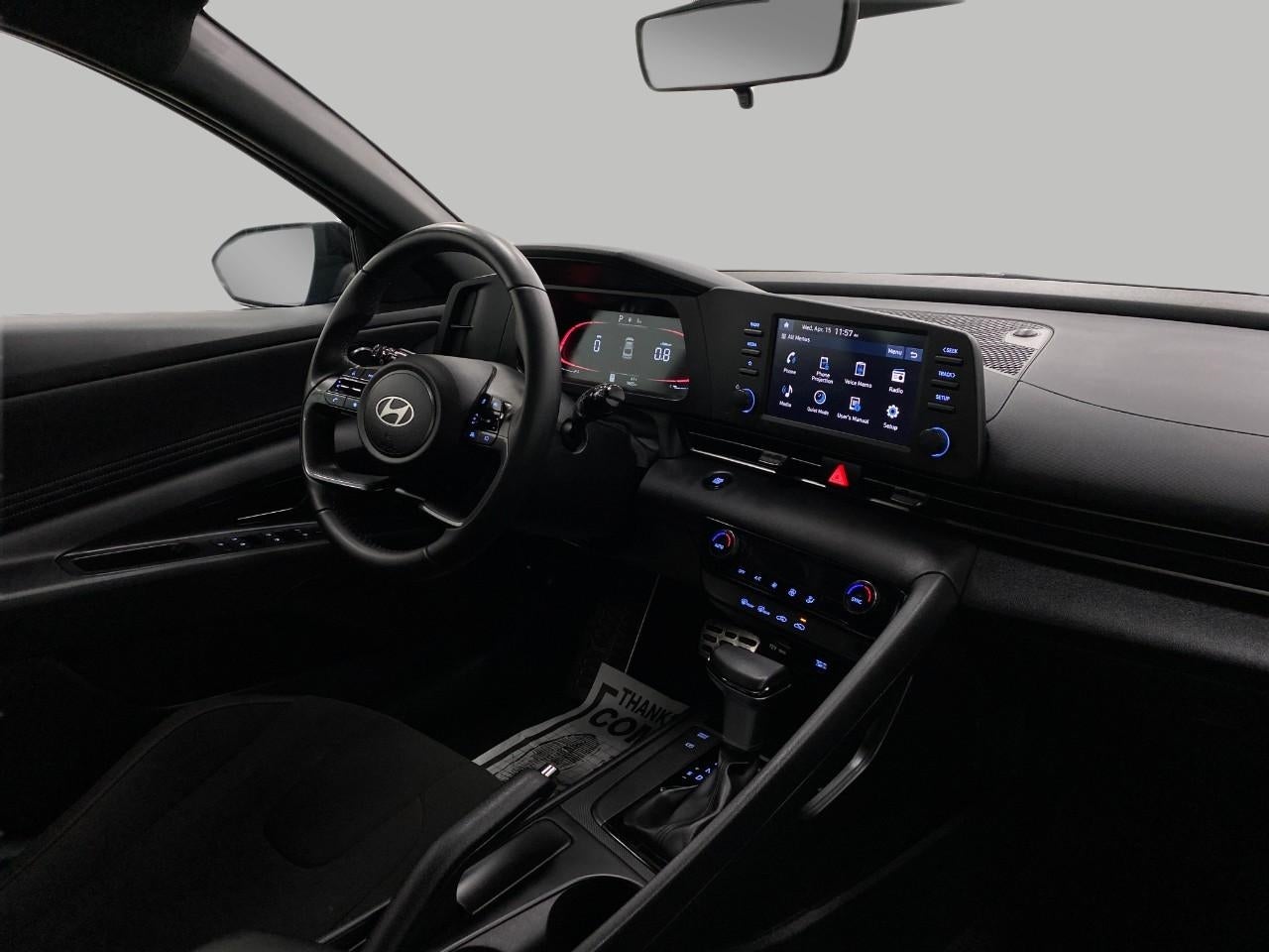 2025 Hyundai ELANTRA SEL Convenience IVT