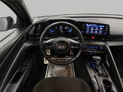 2025 Hyundai ELANTRA SEL Sport IVT