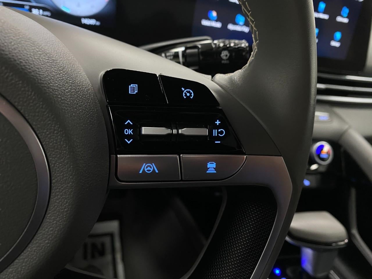 2023 Hyundai ELANTRA SEL IVT