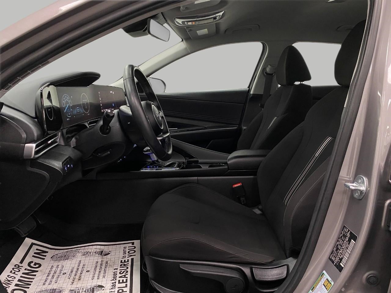 2023 Hyundai ELANTRA SEL IVT