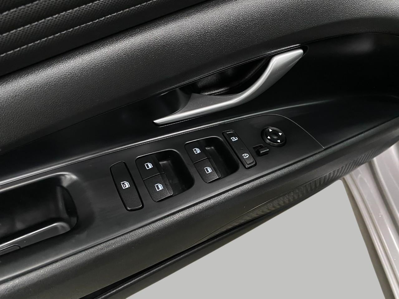 2023 Hyundai ELANTRA SEL IVT