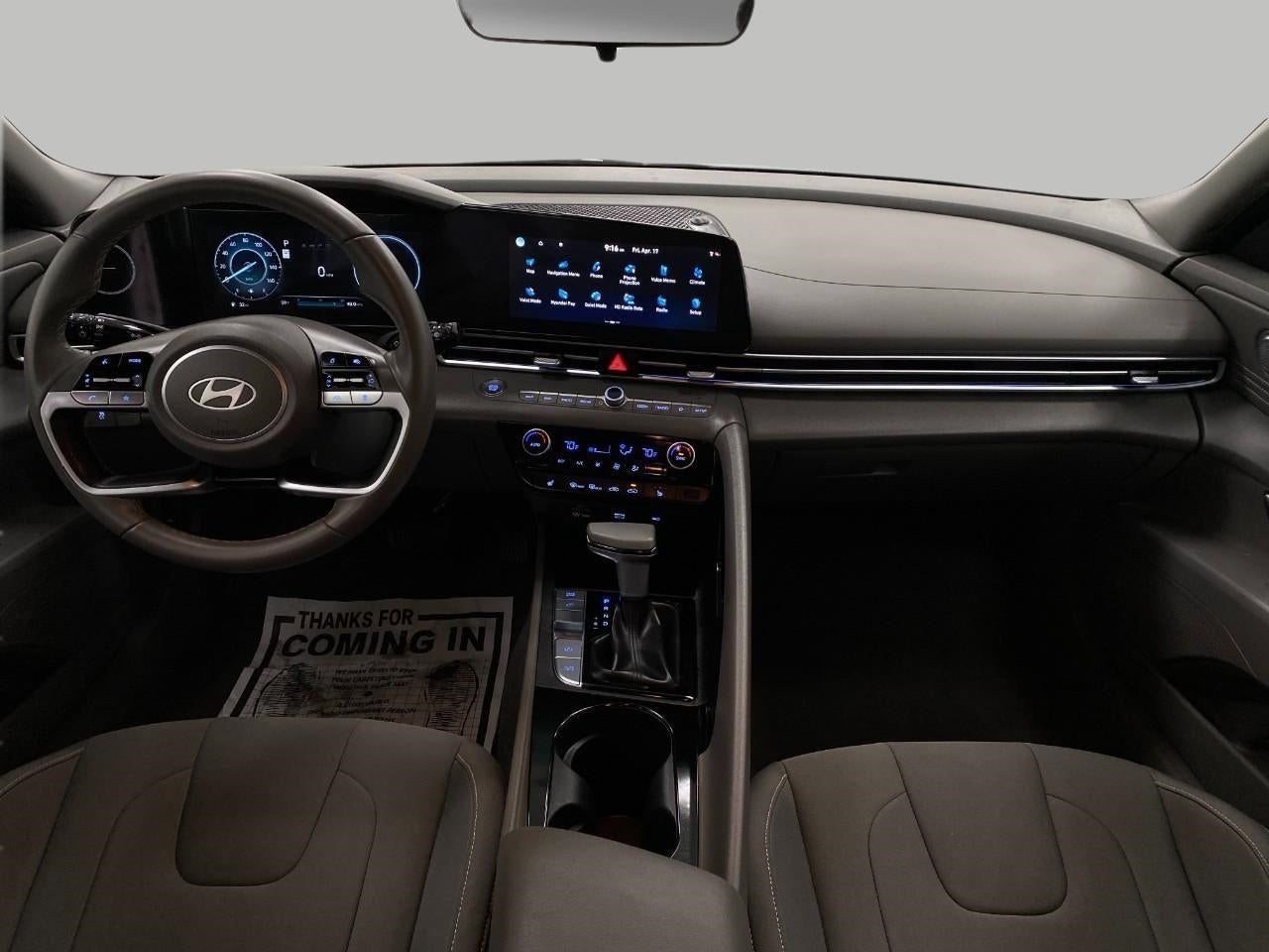 2025 Hyundai ELANTRA SEL Convenience IVT
