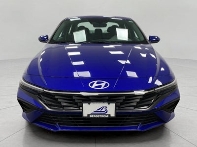 2025 Hyundai ELANTRA SEL Convenience IVT