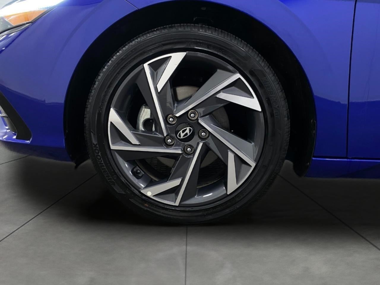 2025 Hyundai ELANTRA SEL Convenience IVT