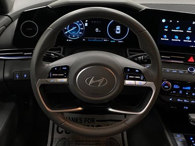 2025 Hyundai ELANTRA SEL Convenience IVT