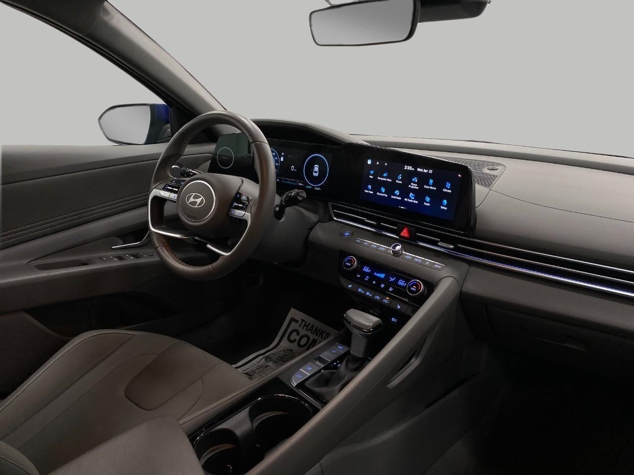 2025 Hyundai ELANTRA SEL Convenience IVT