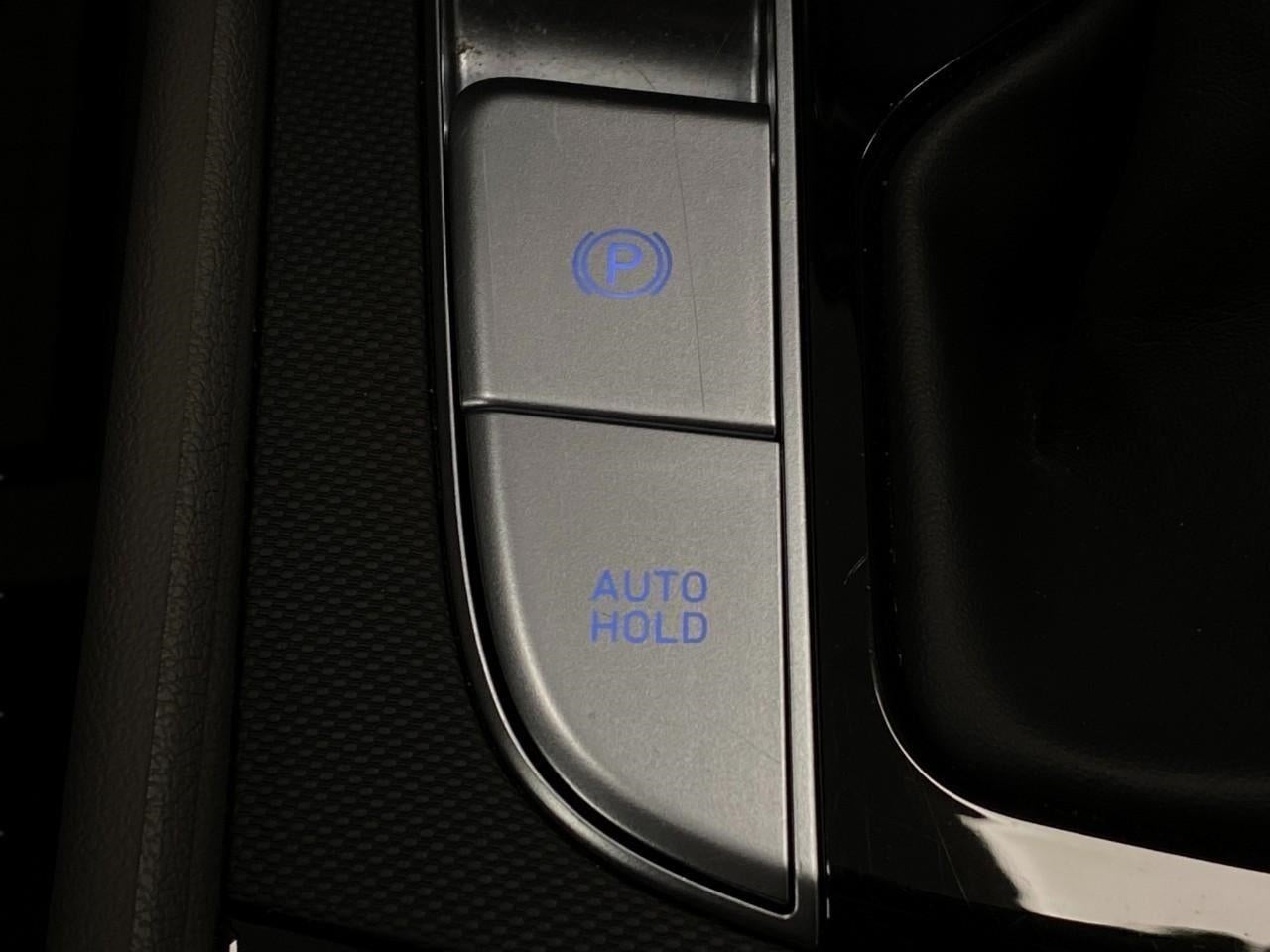 2025 Hyundai ELANTRA SEL Convenience IVT