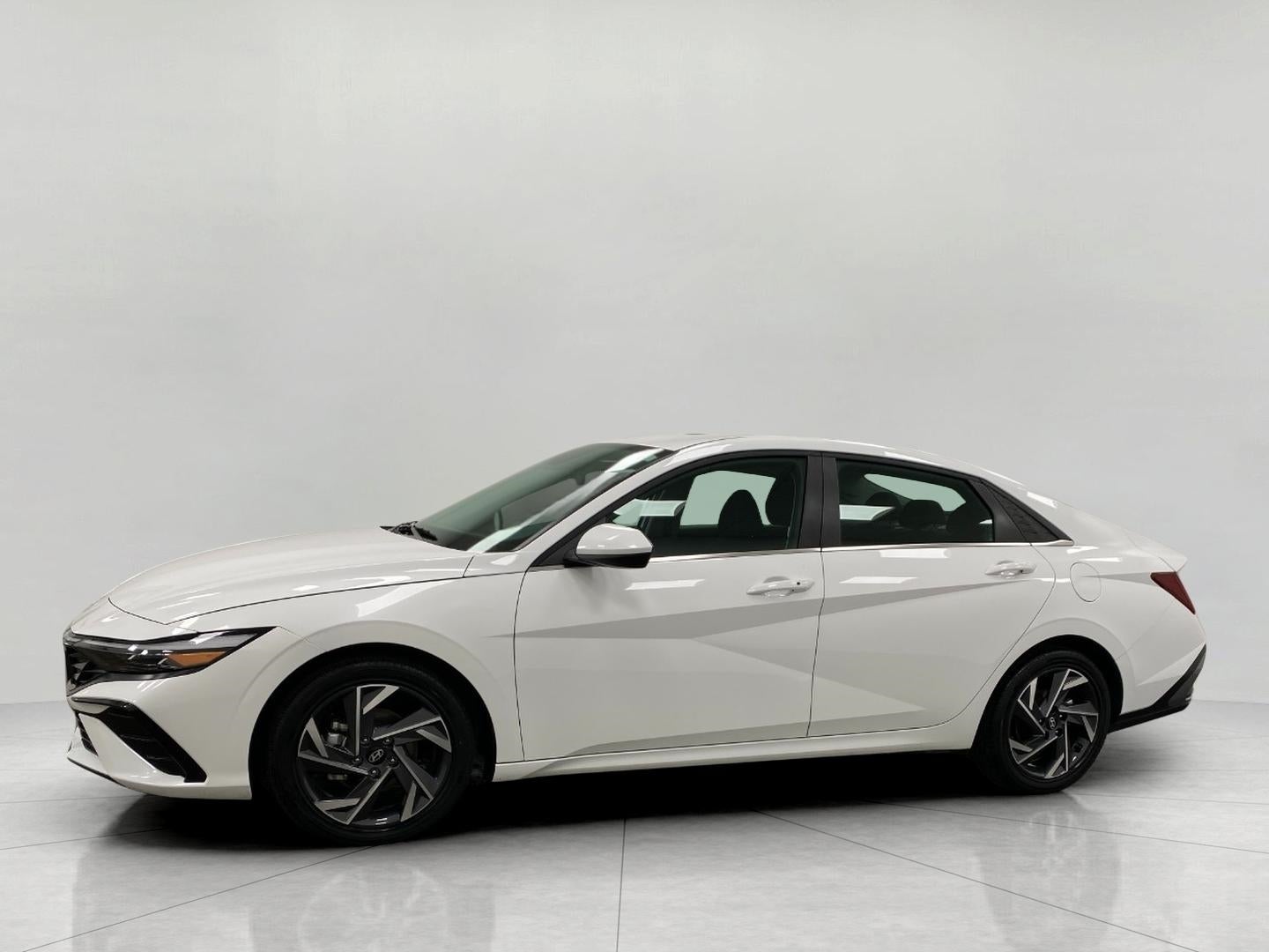 2025 Hyundai ELANTRA SEDAN