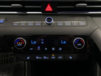 2025 Hyundai ELANTRA SEL Convenience IVT