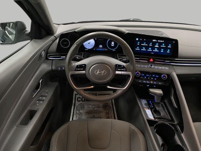 2025 Hyundai ELANTRA SEL Convenience IVT